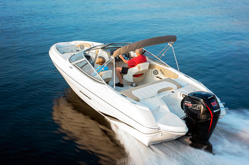 Runabout fueraborda - 204LR - Stingray Boats - con doble consola / bow-rider / de esquí acuático