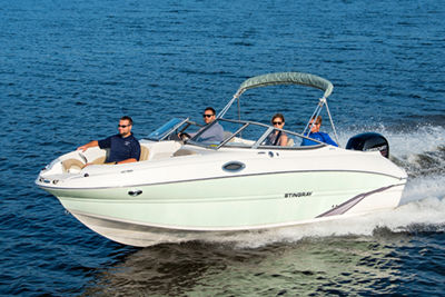 Runabout fueraborda - 214LR - Stingray Boats - con doble consola / bow-rider / de esquí acuático
