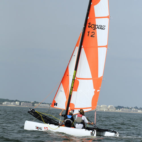 Catamarán deportivo de recreo - TOPAZ 12 - Topper - para escuela / para niños / doble