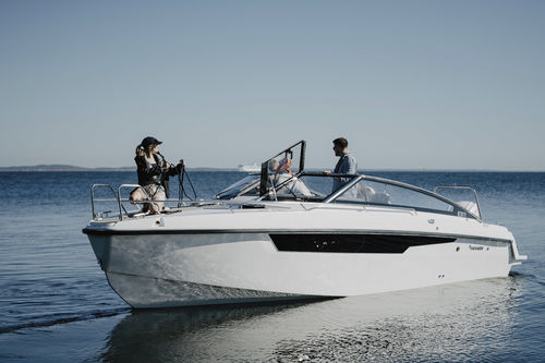 Cabin-cruiser fueraborda - 88 DC - Yamarin - open / con doble consola / offshore