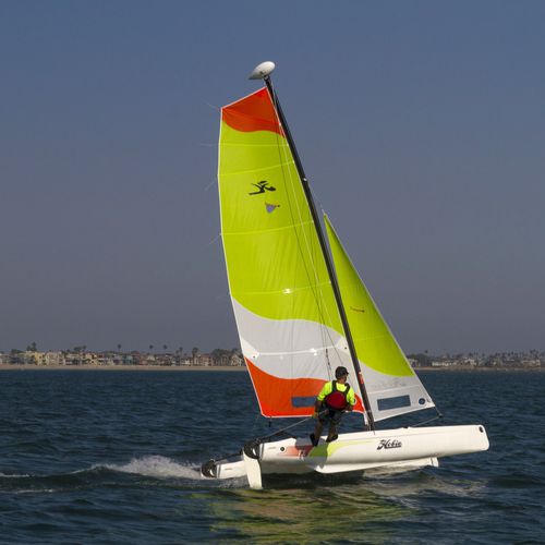 Catamarán deportivo de recreo - T1  - Hobie Cat USA - para escuela / múltiple / con un trapecio