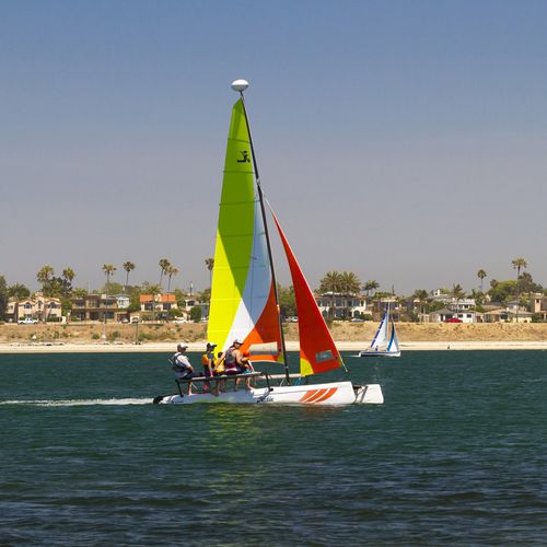 Catamarán deportivo de recreo - GETAWAY - Hobie Cat USA - múltiple / con dos trapecios / de polietileno