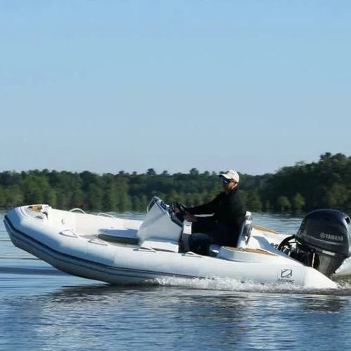 Embarcación neumática fueraborda - YACHTLINE 440 - ZODIAC - RIB / open / con consola lateral