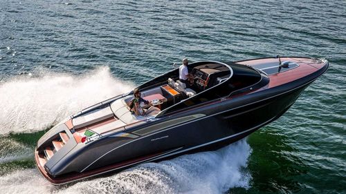 Runabout intraborda - RIVAMARE - Riva - con doble consola / open / 8 personas máx.