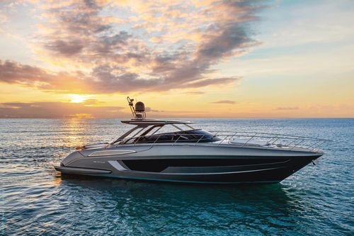 Yate a motor de crucero - 56' RIVALE - Riva - open / con doble consola / V-drive