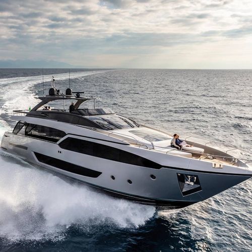 Yate a motor de crucero - 90' ARGO - Riva - con fly / V-drive / PRV