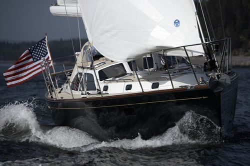 Velero de crucero oceánico - 45 RS - Morris Yachts - de regata / con 2 camarotes / raised pilothouse