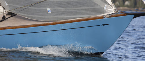 Velero clásico - M29x - Morris Yachts - daysailer / con 1 camarote / de carbono