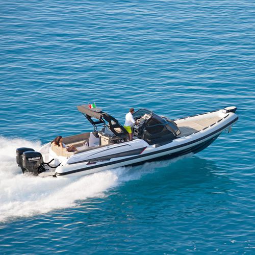Embarcación neumática fueraborda - CAYMAN 35.0 EXECUTIVE - Ranieri International - bimotor / semirrígida / con consola central