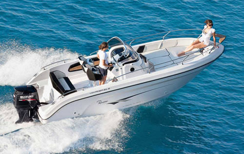 Barco open fueraborda - VOYAGER 21 S - Ranieri International - con consola central / de esquí acuático / 7 personas máx.