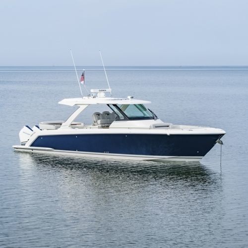 Barco cabinado fueraborda - 38LS - Tiara Yachts - diésel / trimotor / con hard-top
