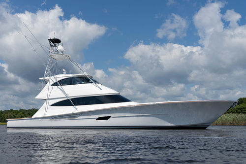 Yate a motor de crucero - 82 EB - Viking Yachts - convertible / con fly cerrado / intraborda