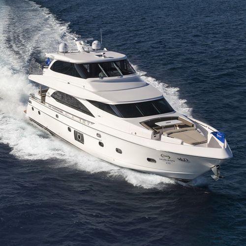 Yate a motor de crucero - E75  - Horizon - con fly cerrado / con 3 camarotes / con 4 camarotes