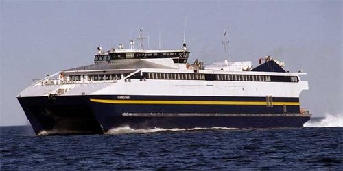 Ferri de pasajeros catamarán - 73 M - Derecktor - de alta velocidad