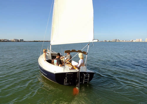 Velero clásico - HORIZON DAY CAT - Com-Pac Yachts - cat boat