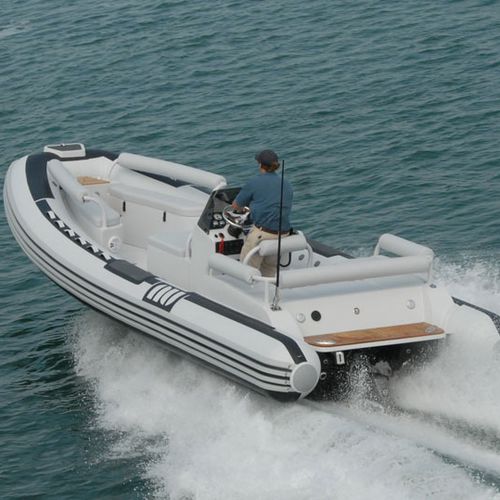Embarcación neumática hidrojet - Launch Series 750 - Novurania - stern-drive / diésel / semirrígida