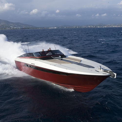 Yate a motor de crucero - 58'  - Otam - open / con hard-top / IPS