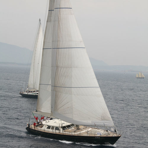 Superyate de vela de lujo de crucero - HERITAGE M - Perini Navi - con deck saloon / de acero / sloop