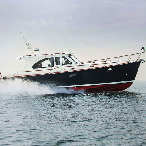 Yate a motor clásico - 46 - Vicem Yachts - lobster / con hard-top / con caseta de timón