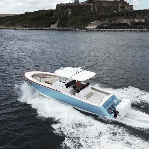 Barco open fueraborda - TM37 - Vicem Yachts - trimotor / con consola central / de pesca deportiva