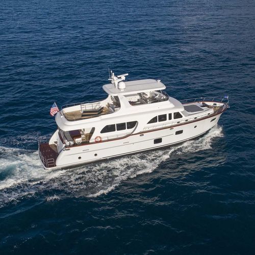 Yate a motor de crucero - 67 - Vicem Yachts - con fly / con 3 camarotes / epoxi