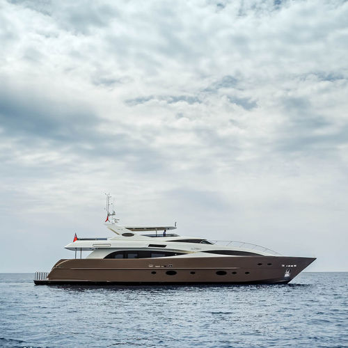 Superyate de crucero - ALIYONI - Warwick Yacht Design - con fly / de desplazamiento