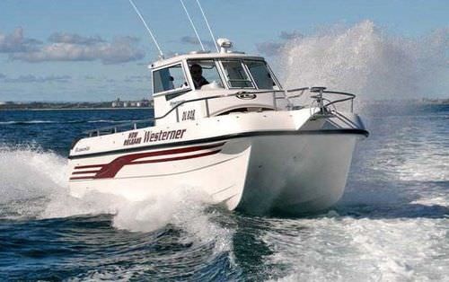 Barco de motor de pesca-paseo catamarán - 8000 Westerner - LeisureCat - fueraborda / bimotor / casco de planeo