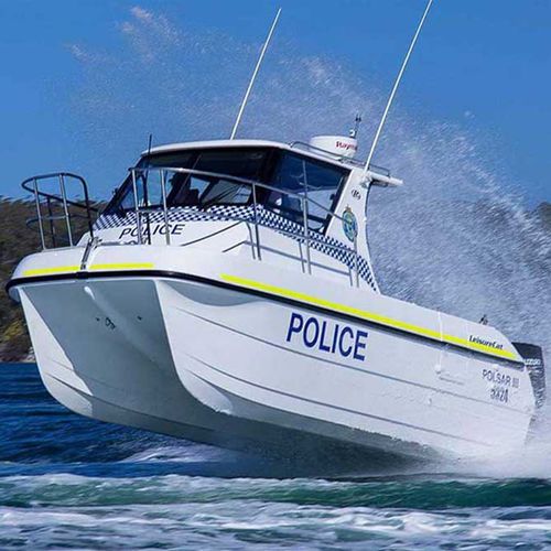 Barco profesional barco de vigilancia - 7000 Series - LeisureCat - catamarán / fueraborda