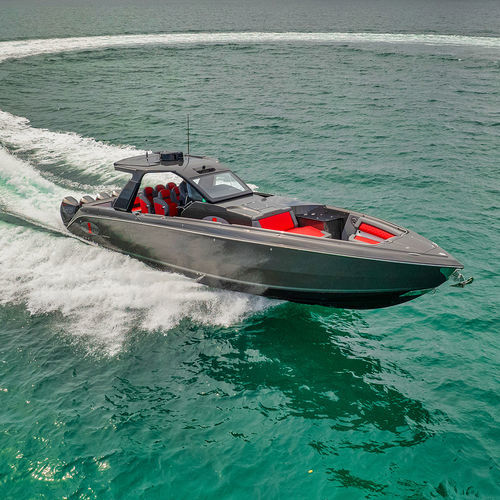 Barco open fueraborda - 42' NIGHTEAGLE - Cigarette Racing Team