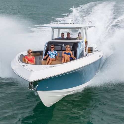 Barco open fueraborda - 43NX  - Fountain Powerboats - trimotor / con consola central / de buceo