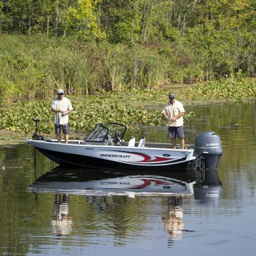 Bay boat fueraborda - ULTIMA LEGACY 172 - Smoker Craft - con doble consola / open / bow-rider