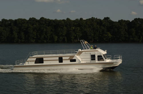 Barco casa intraborda - 5900 LS Series - Gibson Boats - fluvial