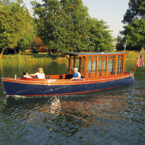 Cabin-cruiser eléctrico - Telescope Launch - Budsin Electric Boats - open / de recreo / de madera