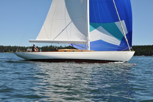 Velero clásico - 48' - Lyman Morse - day-sailer / con 1 camarote / de carbono