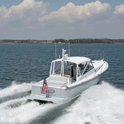 Barco cabinado hidrojet - 38' Jet Boat - Lyman Morse - bimotor / rápido / con 2 literas