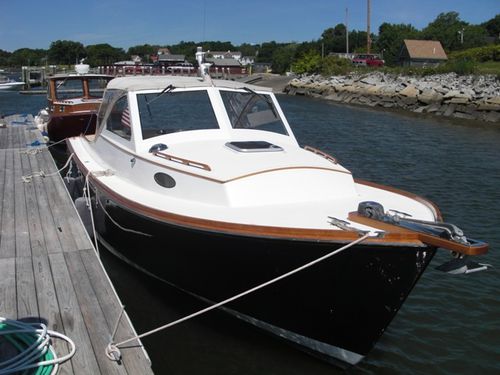 Barco cabinado intraborda - COYOTE - Lyman Morse - con 2 literas / lobster