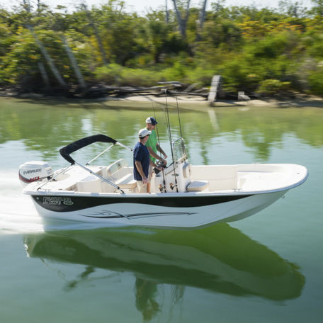 Bay boat fueraborda - 198 DLV - Carolina Skiff - con consola central / de pesca deportiva / 10 personas máx.