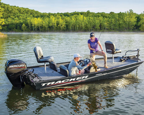Bass boat fueraborda - PRO 170 - Fisher - con consola lateral / open / de pesca deportiva