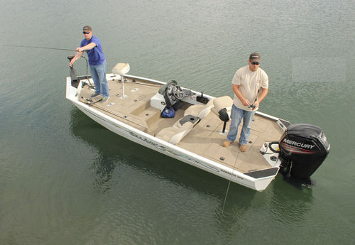Crappie boat fueraborda - Stealth 190 - SeaArk Boats - con consola lateral / de aluminio / 4 personas máx.