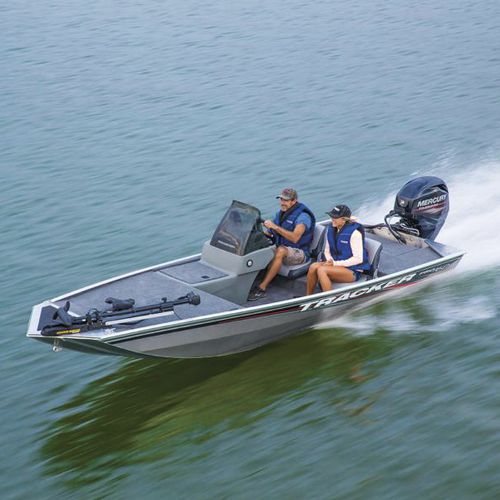 Bass boat fueraborda - PRO 160 - Tracker - con consola lateral / de pesca deportiva / de aluminio