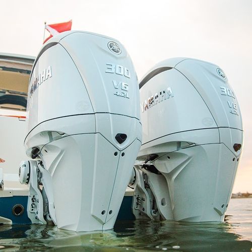 Motor fueraborda - V6 4.2L F300 - Yamaha Outboard Motors - gasolina / para embarcación de recreo / en V