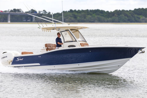 Barco open fueraborda - 277 LXF - Scout Boats - bimotor / con consola central / de pesca deportiva