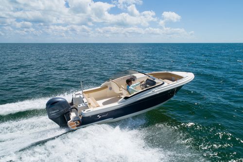 Runabout fueraborda - 215 Dorado - Scout Boats - open / con doble consola / bow-rider