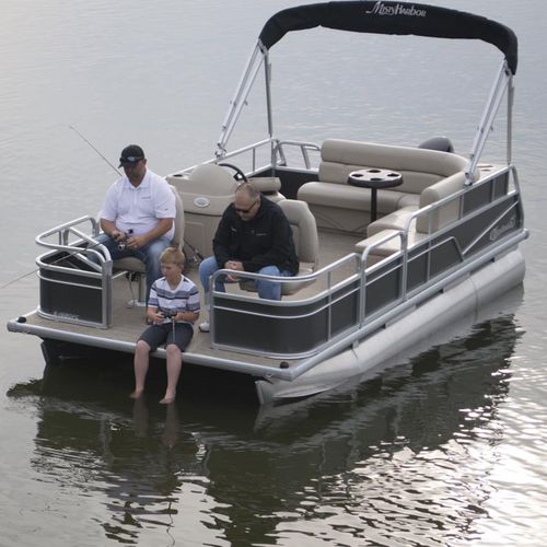 Barco pontón fueraborda - Explorer 1680FC - Misty Harbor - de pesca deportiva / 8 personas máx.