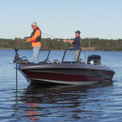 Bass boat fueraborda - Skeeter - con consola central / de pesca deportiva