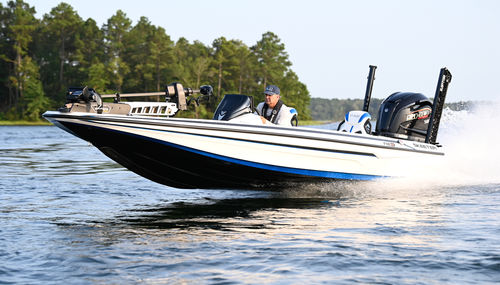 Bass boat fueraborda - FXE21 Limited - Skeeter - gasolina / casco de planeo / open