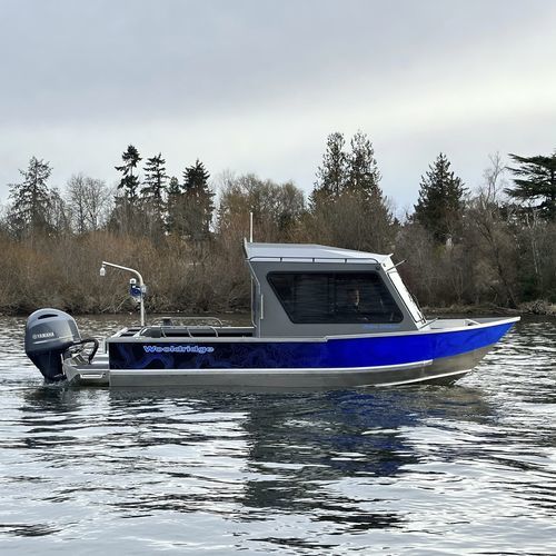Barco de motor de pesca-paseo fueraborda - PYBUS OFFSHORE 21' - Wooldridge - con caseta de timón / de aluminio