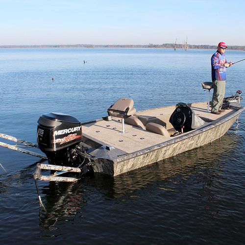 Bass boat fueraborda - 761 Renegade - War Eagle - con consola lateral / de pesca deportiva