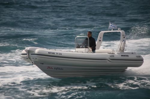 Embarcación neumática intraborda - 581  - Mostro - semirrígida / con consola central / offshore