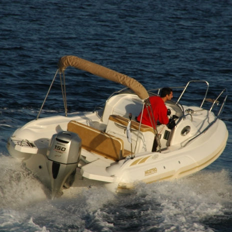 Embarcación neumática fueraborda - Spirit 550  - Mostro - semirrígida / con consola central / de deporte